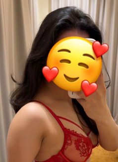 Noor Pakistani Young Model - escort in Dubai Photo 3 of 4