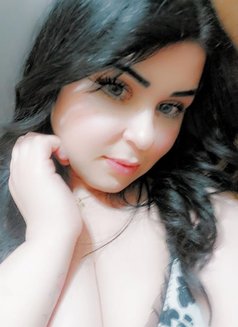 Noor syria - escort in Abu Dhabi Photo 3 of 15