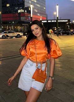 Noor Syria - escort in Dubai Photo 1 of 5