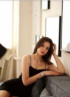 Noor Syria - escort in Dubai Photo 5 of 5