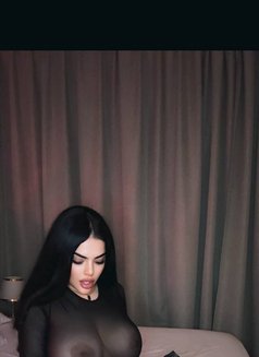 Noor - escort in Dubai Photo 6 of 9