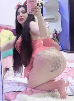 Noor - escort in Muscat Photo 2 of 17