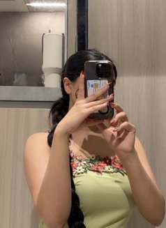 Noor VIP - escort in Dubai Photo 3 of 14