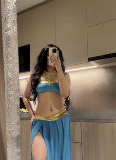 Noor VIP - escort in Dubai Photo 1 of 12