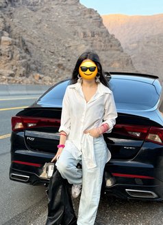 Noor VIP - puta in Dubai Photo 7 of 16