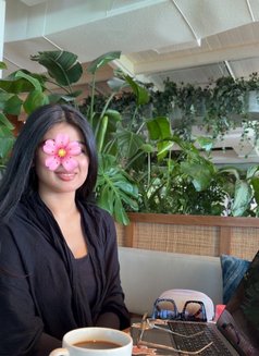 Noor VIP - escort in Dubai Photo 3 of 16