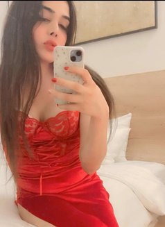 Noor176 - Transsexual escort in Abu Dhabi Photo 12 of 13