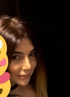 Kama Beaty - puta in Dubai Photo 2 of 3