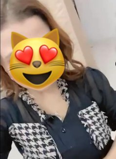 Noora - escort in Muscat Photo 4 of 7