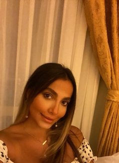 Sara - escort in Muscat Photo 4 of 16