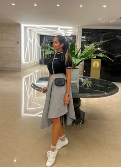 Sara - escort in Muscat Photo 1 of 16