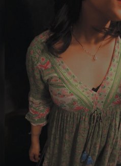 Noora - companion in Ajmān Photo 1 of 5