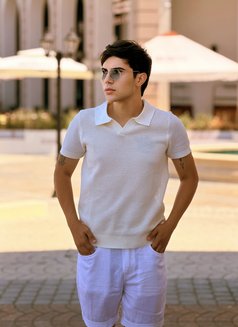Noornn - Male escort in Riyadh Photo 4 of 12