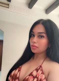 Nora - puta in Al Manama Photo 5 of 10