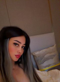 Nora - escort in Guangzhou Photo 10 of 10