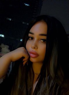 Nora - escort in Al Manama Photo 4 of 11