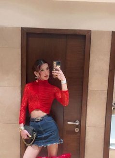 Nora Famboy - Transsexual escort in New Delhi Photo 11 of 16