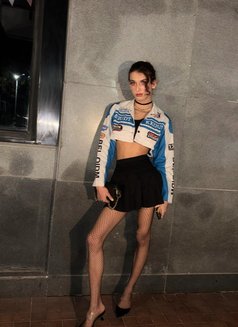 Nora Famboy - Acompañantes transexual in New Delhi Photo 17 of 18