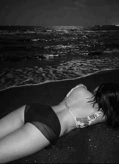 Nora - escort in Bangalore Photo 1 of 2