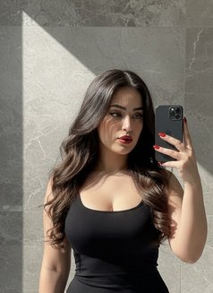 Nora - escort in Dubai Photo 5 of 6