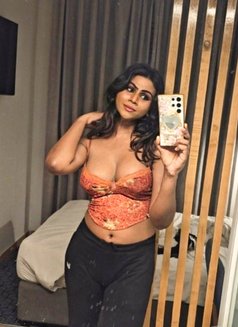 Nora Queen - Transsexual escort in Chennai Photo 4 of 5