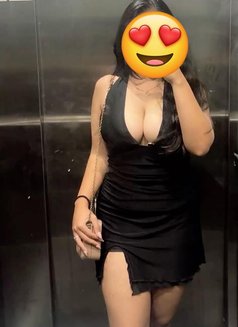 Nora - escort in Cairo Photo 1 of 1