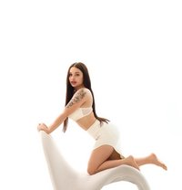 Nora - escort in Dubai Photo 1 of 11