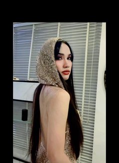 Nora Vip - Transsexual escort in Muscat Photo 5 of 9
