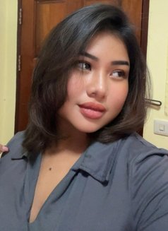 Nora Yung lady - escort in Riyadh Photo 7 of 8