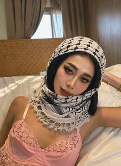 Norah Big Cock with Popper - Transsexual escort in Riyadh Photo 28 of 29