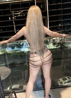 DANA IN DUBAI - Transsexual escort in Dubai Photo 4 of 8