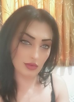 Norma - Transsexual escort in Beirut Photo 1 of 8
