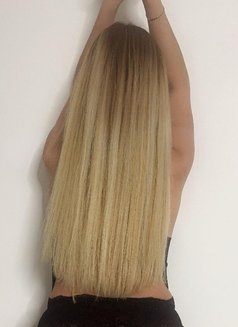 INDEPENDENT RUSSIAN HERE - escort in Dubai Photo 1 of 3