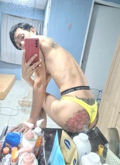 Notto New Boy - Male escort in Phuket Photo 5 of 7