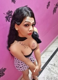 Noty Tina - Transsexual dominatrix in Kolkata Photo 9 of 10