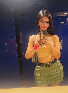 Nouf super VIP - Transsexual escort in Jeddah Photo 6 of 12