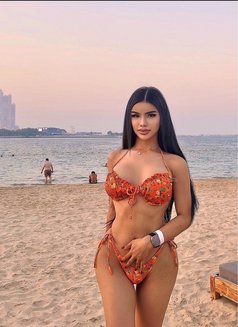 Nouf super VIP - Transsexual escort in Jeddah Photo 7 of 12