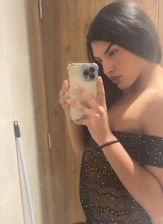 Nouha - Transsexual escort in Rabat Photo 2 of 5