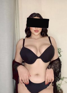 Nounou - escort in Dubai Photo 3 of 7