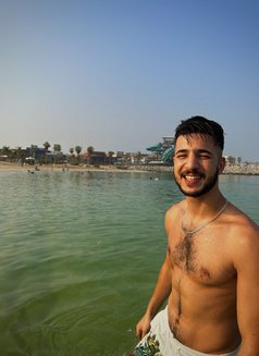 Nour - Acompañantes masculino in Bangkok Photo 1 of 4