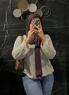Nour - escort in Cairo Photo 4 of 7