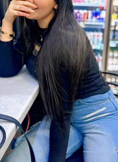 Nour - escort in Cairo Photo 6 of 7