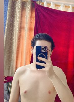 Nour - Male escort in Baghdad Photo 3 of 3