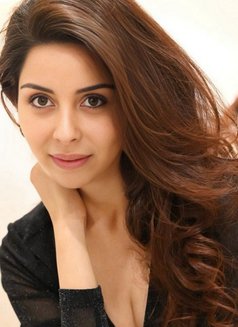 Nour - escort in Beirut Photo 3 of 6