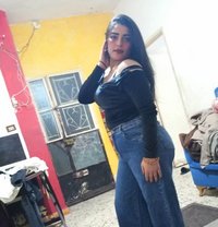 Nour - puta in Beirut