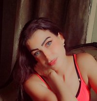 Nour - escort in Beirut Photo 4 of 6