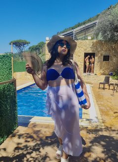 Nour - Transsexual escort in Beirut Photo 27 of 29