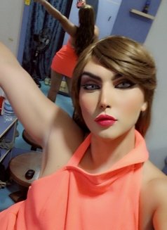 Nour - Transsexual escort in Beirut Photo 13 of 15