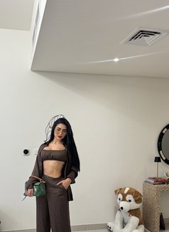 Nour نور - escort in Dubai Photo 4 of 9