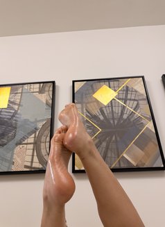 Nour نور - puta in Dubai Photo 9 of 9